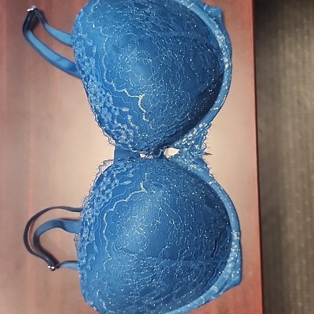 Very Sexy Bombshell Push-Up Bra